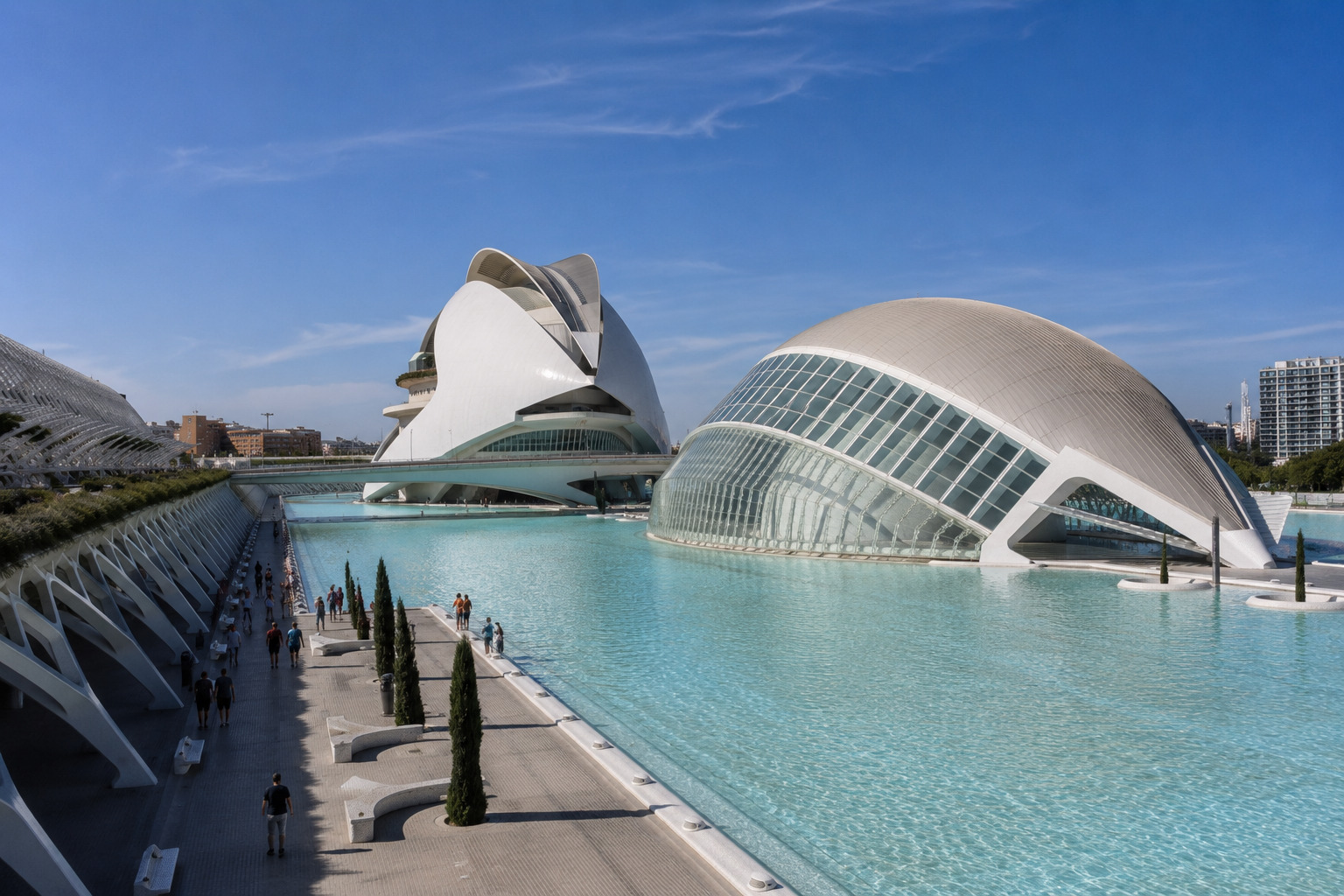 Città delle Arti e delle Scienze di Valencia, architettura futurista di Calatrava